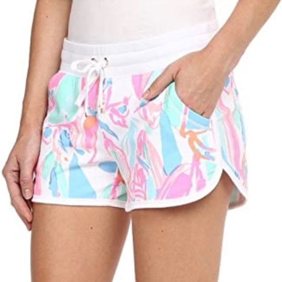 Lilly Pulitzer Chrissy Beach Casual Shorts, Small - Picture 1 of 4